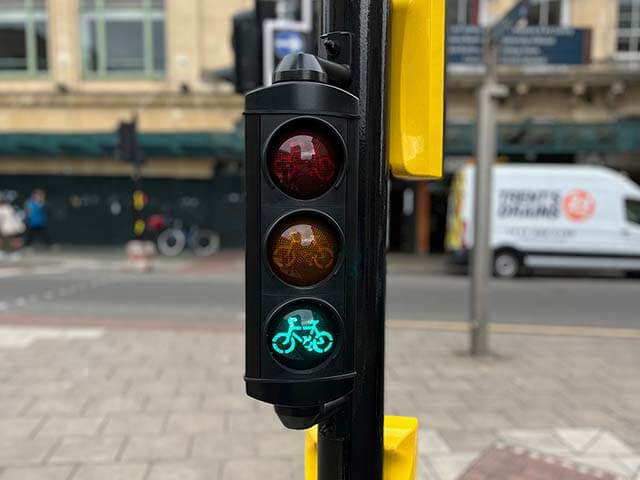 highway code bike lights